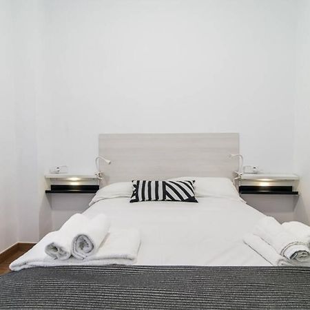 #15PIN-2 Apartamento de un dormitorio en Tetuán Madrid Exterior foto