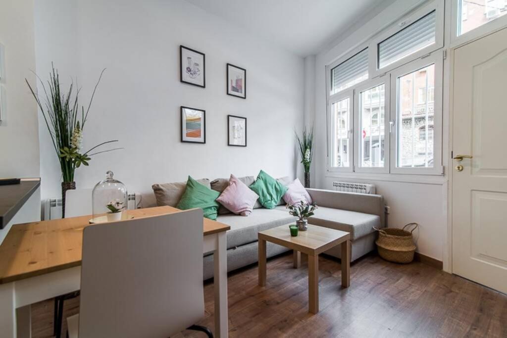 #15PIN-2 Apartamento de un dormitorio en Tetuán Madrid Exterior foto